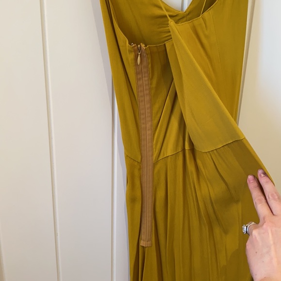 SWF High Low. Only worn once. Dry cleaned afterwards. - Picture 3 of 6